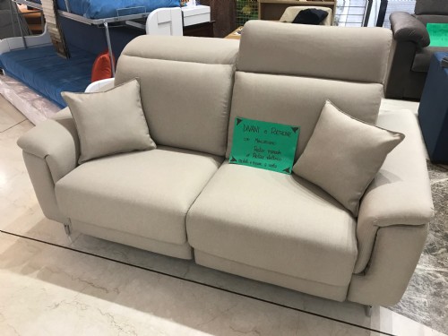 divano relax elettrico personalizzabile  2