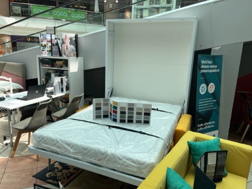 mobile letto matrimoniale ridotto con divano 2