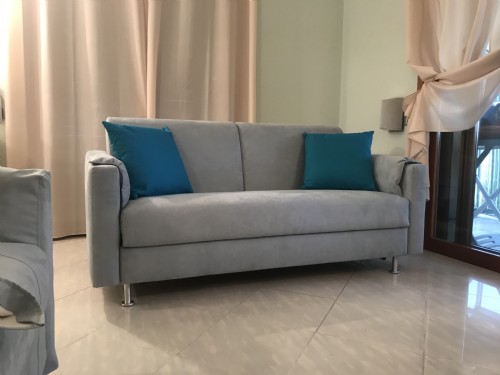 Divano letto pronto letto su misura