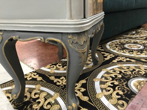 coppia di comodini antichi restaurati in stile 4